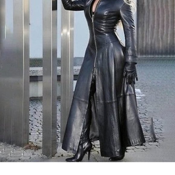 Matrix faux leather trench coat - Picture 2 of 3